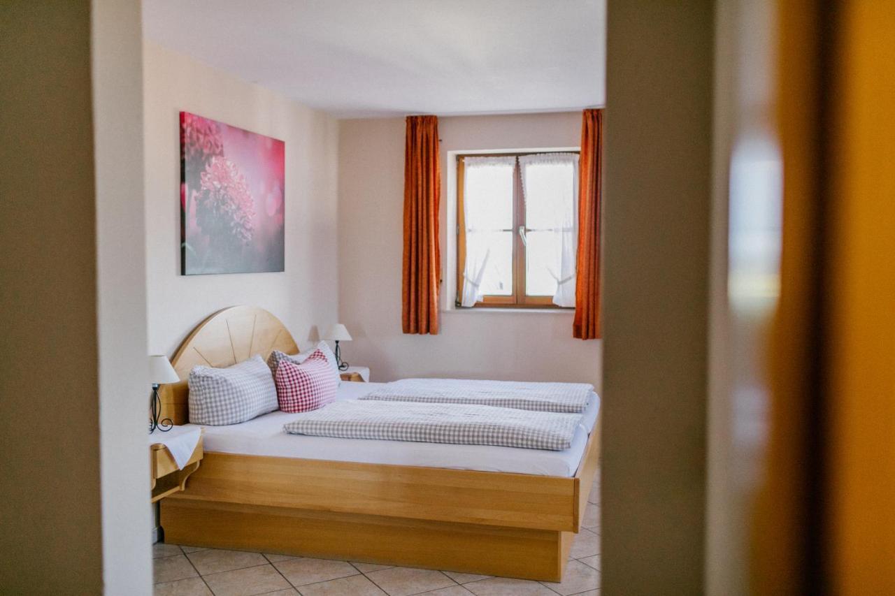 Hotel Vogtareuther-Hof エクステリア 写真