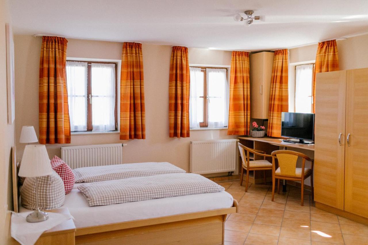 Hotel Vogtareuther-Hof エクステリア 写真